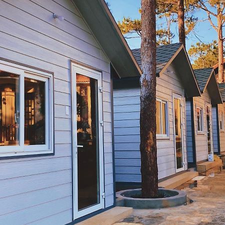 Henisi Homestay Mang Den Kon Von Kla Kültér fotó